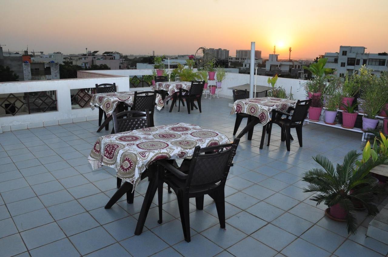 Michael'S Homestay Jaipur Bagian luar foto