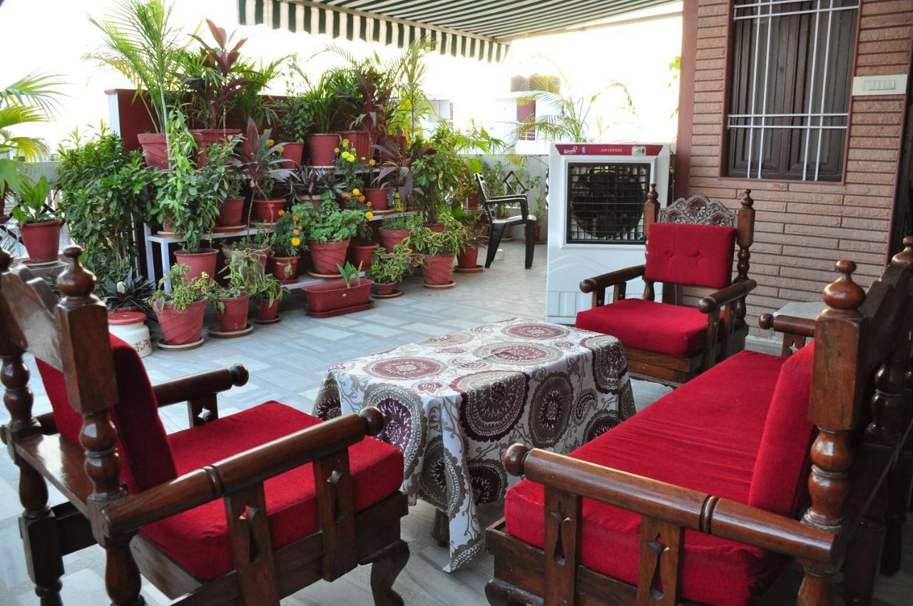 Michael'S Homestay Jaipur Bagian luar foto